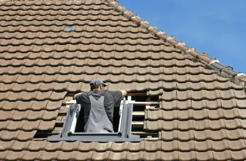 Pose de velux - Notre-Dame-de-Bliquetuit